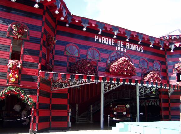 Parque de Bombas de Ponce - Photo by Hilda Morales.